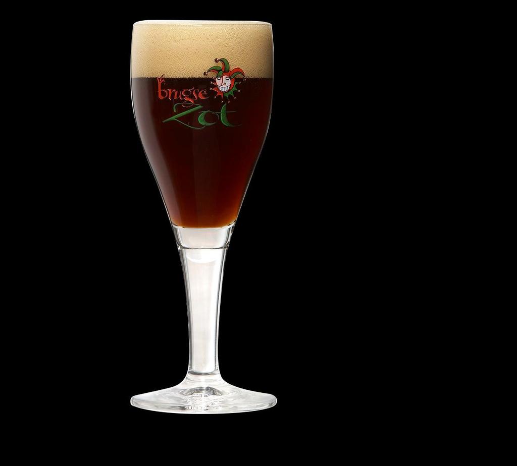 bicchieri limitati In breve Dubbel Ale belga di colore