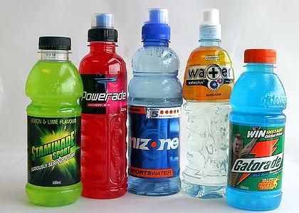 Sport drinks Bevande che possono essere iso-toniche, ipo-toniche o iper-toniche a base di