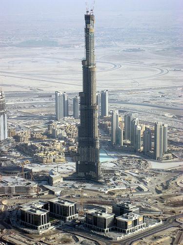 Burj Dubai, 818 metri, ancora in fase