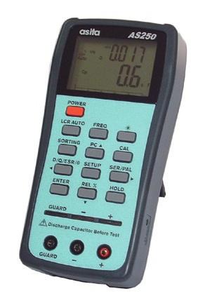 AS250 Ponti LCR 14 AS250 frequenza 100Hz, 120Hz, 1kHz, 10kHz, 100kHz, DCR digitale palmare ed economico Strumento digitale palmare per la misura di Induttanza (L), Capacità (C), Resistenza (R e DCR)