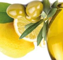 Miele d Api Purissimo Vitamina B5 (Pantenolo 5%) Vitamine A, E, PP Le proprietà dell olio di oliva erano conosciute sin dall antichità: i fenici lo battezzarono oro liquido, gli egizi lo usavano per