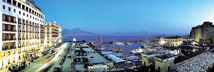 Offerta Jolly Grand lbergo Vesuvio L È un albergo all insegna del lusso e della raffinatezza divenuto subito meta dei turisti