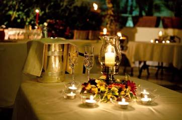 Il pranzo o la cena vengono serviti al ristorante Santa Lucia.