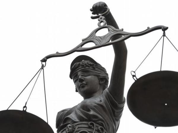 Tradizione giuridica occidentale: separazione del diritto dalla politica e