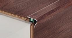 profili per pavimenti in legno e laminato L articolo G/4 è un profilo paragradino per scale. Permette la dilatazione di pavimenti in legno o laminato a posa flottante con spessore da 6,5 a 15 mm.