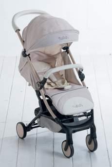 Omologato 0-25kg The aluminium frame covered by wood guarantees maximum confort to the baby and mom