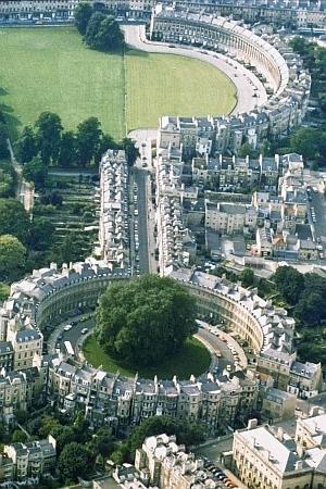 Nella cittadina di Bath, centro termale