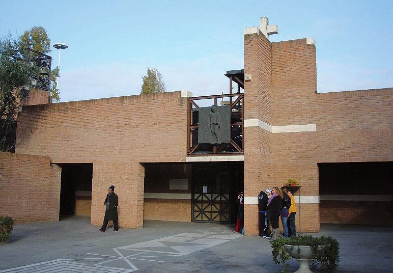 Dal settembre 2010 è inserito nella comunità parrocchiale di San Ferdinando Re a San Ferdinando di Puglia, dove sarà vice-parroco.