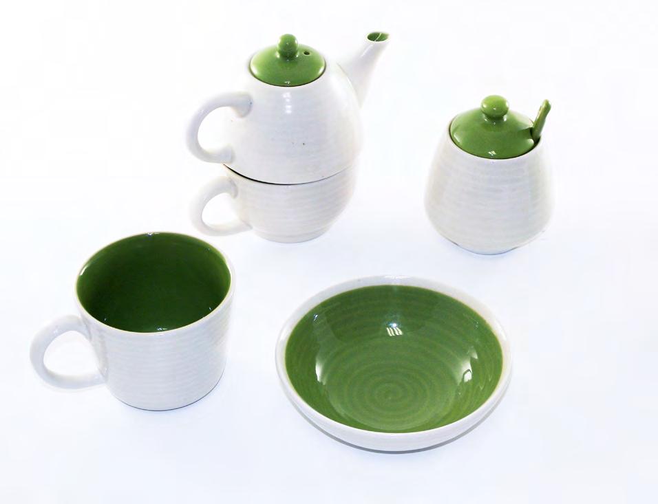 b - 7927018 - set teiera ceramica con tazza bianca e verde h cm 14-24,50 f c - 7927027 - zuccheriera ceramica bianca/verde con cucchiaino dia.