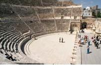 Partenza per Jerash, la Pompei d Oriente. Visita del sito archeologico.