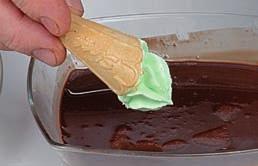 Impieghi Vaschette gelato Le coperture si prestano per tantissime ricette per gelato in vaschetta. Di seguito alcuni abbinamenti da proporre anche come mousse in vaschetta ( gelato caldo ).