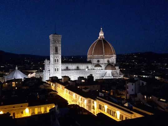 La conviviale in interclub con il Firenze Ovest si è conclusa in uno scenario che solo Firenze può offrire.