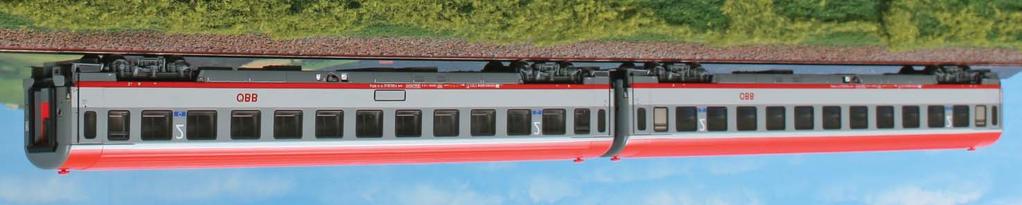 Klasse Wagen (Bmz), zweitönige graue Lackierung mit rotem Streifen und rotem Dach.