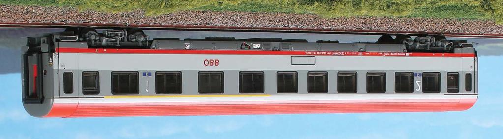 52660 Carrozza ÖBB ABmz di 1 a /2 a classe, livrea in due toni di grigio, tetto e striscia rossi.