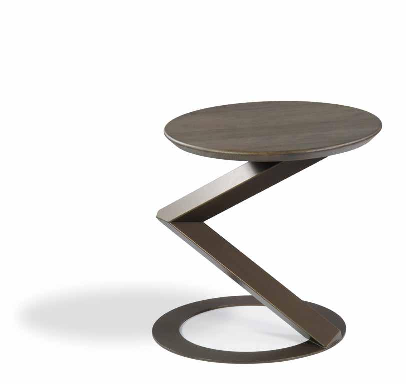 Handmade base in mat stainless steel or in lacquered steel in