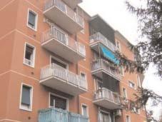 Rif RGE 1618/2008 M0026798 MILANO UNITÀ IMMOBILIARE MILANO - ZONA 5 - VIA VERRO 60: UNITA' IMMOBI- LIARE PT nel cortile interno con ingresso nel locale soggiorno, cucina a vista, bagno e ripostiglio.