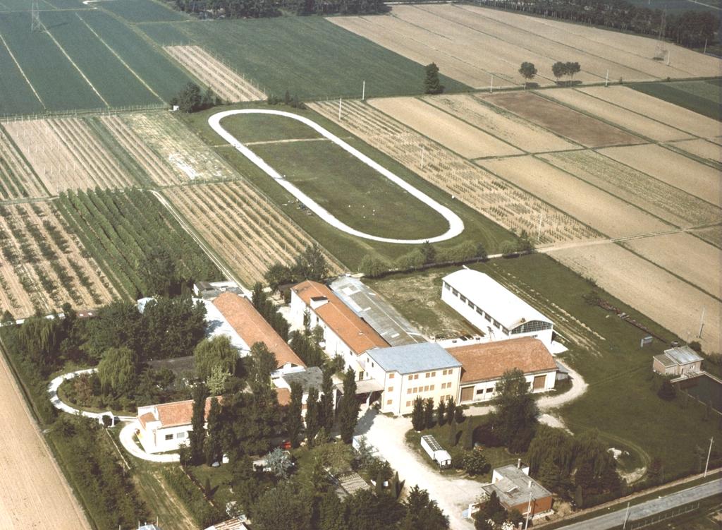 D I P A R T I M E N T O D I S C I E N Z E E T E C N O L O G I E A G R O - A L I M E N T A R I ATTIVITÀ ISTITUZIONALE DEL LABORATORIO DI MECCANICA AGRARIA DISTAL ALMA MATER STUDIORUM UNIVERSITÀ DI