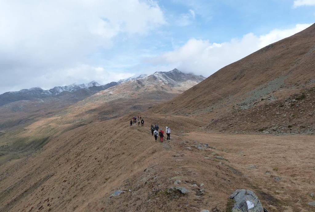 XV Corso di Formazione per insegnanti Ghiacciai e permafrost nel Gruppo dell Ortles Cevedale Il paesaggio d alta quota testimone