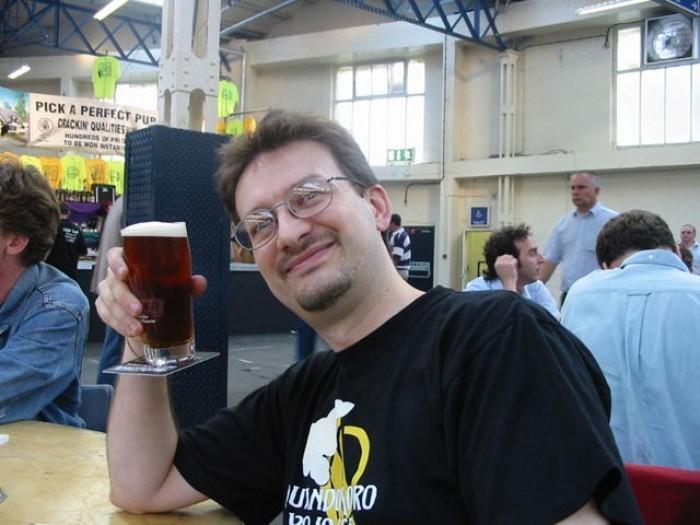 Davide Bertinotti Altri due aspetti sono stati decisivi per questo sviluppo prorompente che ha avuto il settore, l homebrewing che è stato una vera e propria fucina di talenti, sviluppatosi per