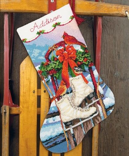 Scheda creata lunedì 03 novembre, 2014 Ice Skates Stocking Modello: KITDIM-71-09152 Ice Skates Stocking Il kit needlepoint contiene istruzioni e alfabeto per la personalizzazione,