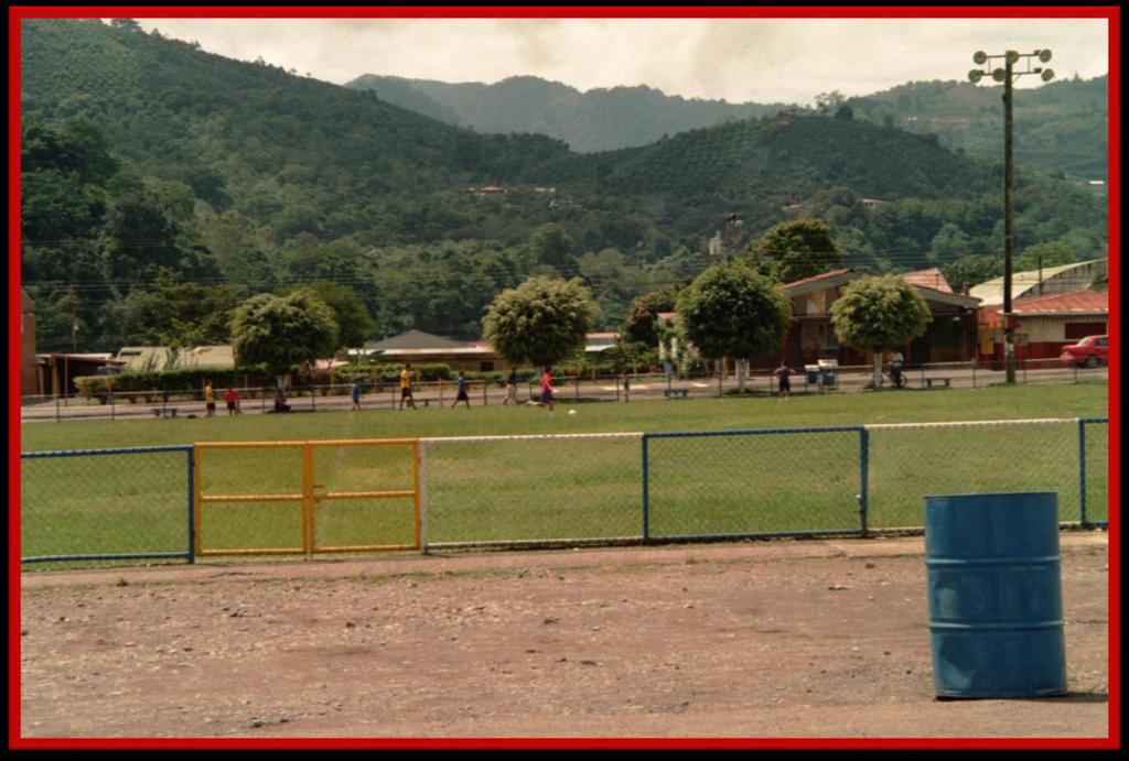 La Pelota, Valle