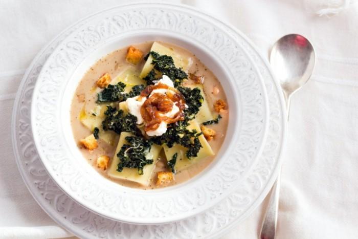 Zuppa di mezzi paccheri e Bufala con passatina di fagioli