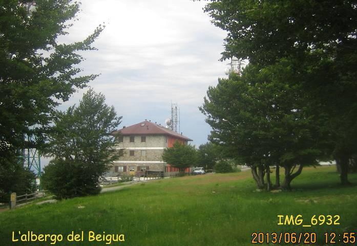 Figura 3: Casa La Preisa Figura 4: Il Beigua da Mte Priafaia Figura 5: L albergo del Beigua Figura 6: Chiesetta Beigua (Regina Pacis) 2-3-16 P07: (Da Prariondo-Rifugio Rocche di Vatterasca, deviaz