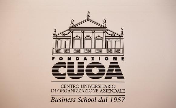 di base ed esperienze professionali: imprenditori, manager e professionisti affermati. Ma anche giovani in ascesa.