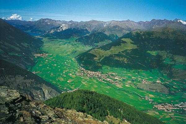 direzione della malga di Piavenna. Da li si cammina sul sentiero n.