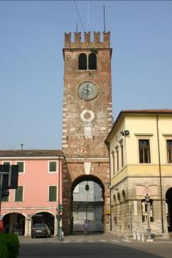 il restauro della Torre Civica,