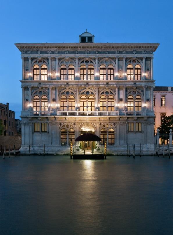 The Official Dinner Show and Ball Il maestoso palazzo Ca Vendramin Calergi, si affaccia sul Canal Grande con le splendide sale rinascimentali.