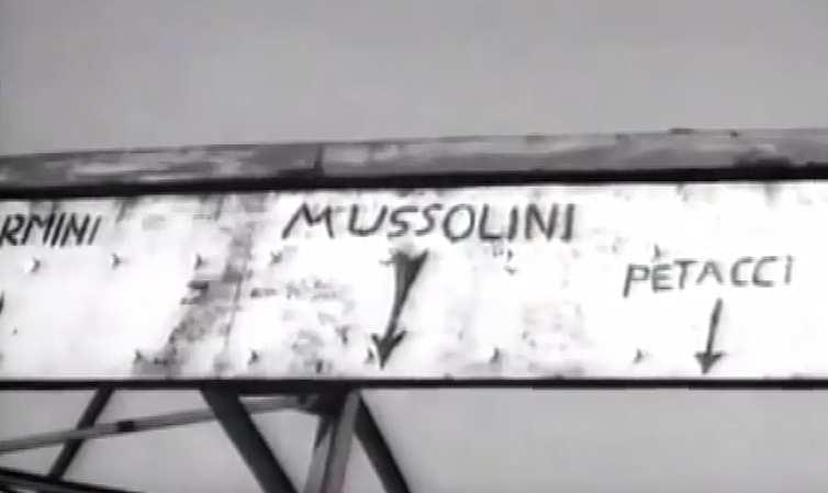 29 APRILE 1945. La vergogna di piazzale Loreto, La notte del 29 vengono lasciati in piazza Loreto i corpi dei gerarchi, di Mussolini e di Chiaretta Petacci Si crea una manifestazione tumultuosa.