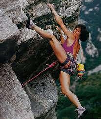 L ospite speciale CATHERINE DESTIVELLE Probabilmente la più nota e premiata arrampicatrice ed alpinista europea, che negli anni 80 e 90 ha dominato la scena