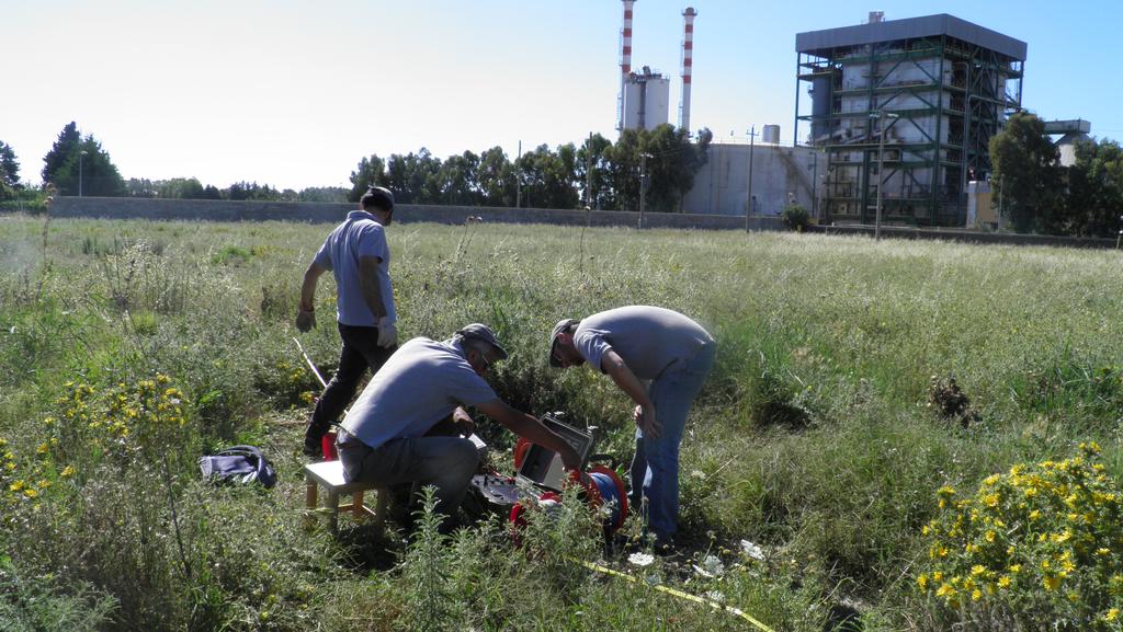 PROVE GEOFISICHE DI SISMICA A RIFLESSIONE E GEO-RESISTIVE (S.E.V.) ESEGUITE PRESSO CENTRALE ELETTRICA A BIOMASSE SITA NEL COMUNE DI SPOMGOLI (KR) RAPPORTO TECNICO DI PROVA PRELIMINARE REV.