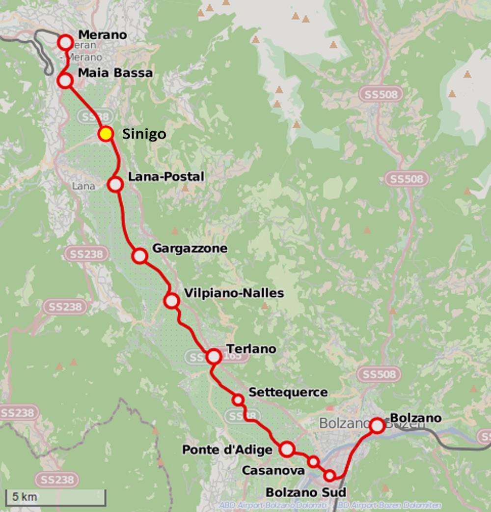 Come si può notare osservando la mappa del percorso ferroviario da Merano a Bolzano (Immagine 2), il tragitto presenta una scansione ritmica dello spazio definita dalle fermate; tra le stazioni di