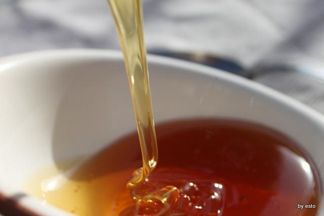 Mangiate più miele al posto dello zucchero: fa troppo bene! Miele. L orto di Aniello www.lucianopignataro.
