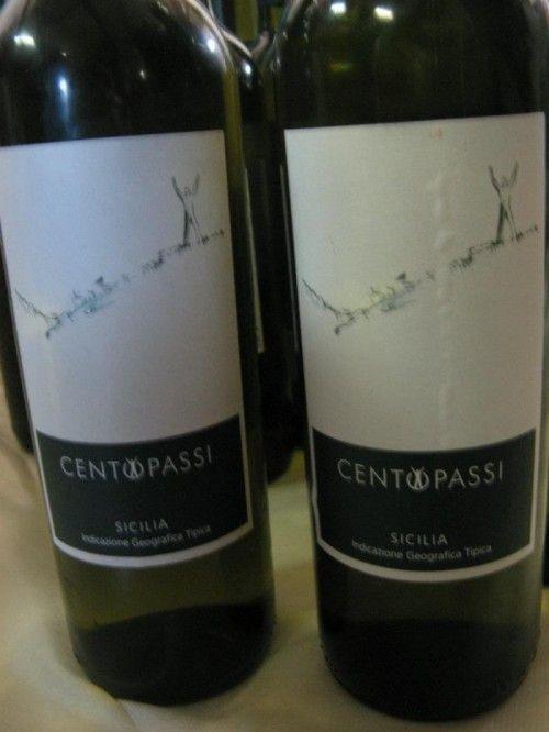 Centopassi in Sicilia che ormai da diversi anni con i suoi ottimi vini si è conquistata una larga fetta di mercato.