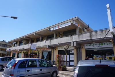 Ufficio in Affitto/Vendita a Rieti 235.000 trattabili - Affitto: 750 Rieti - Zona Campoloniano - Via Palmegiani 35 - Ufficio in vendita.