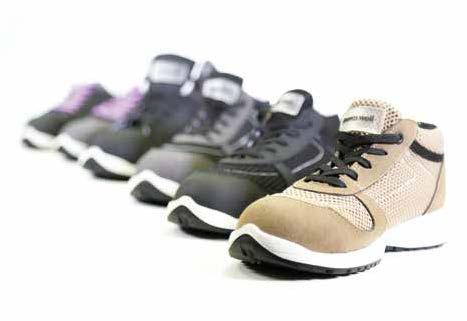 La nuova linea Cocoon di calzature di sicurezza è stata disegnata e sviluppata per soddisfare le esigenze delle donne in quanto a comfort, leggerezza e prestazioni.