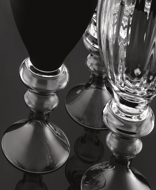 Duchessa Collezione in vetro trasparente e decorato Collection in clear and decorated glass 75 6068.4 Vaso Vase h. cm. 85 Decoro sabbia satinato opaco.