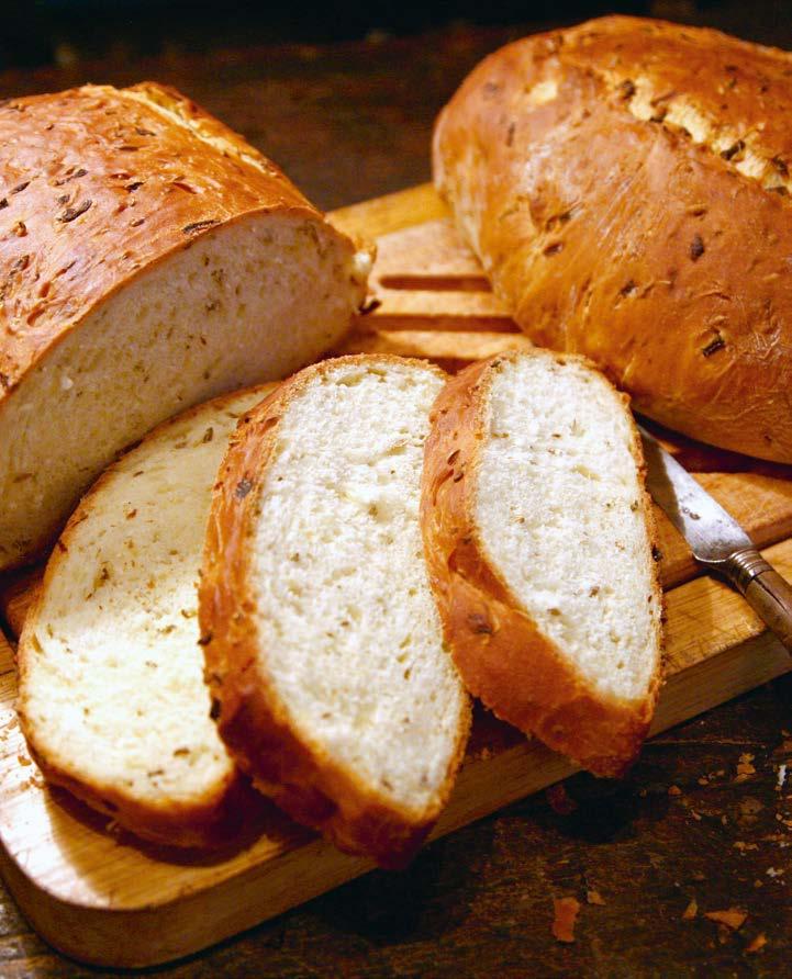 pane con finocchio e cipolle È veramente buono, soffice e saporito.