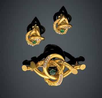 1802 Lotto di quattro anelli in oro giallo, bianco e rosso con zaffiri e diamanti, diverse misure, complessivi g 23,02.