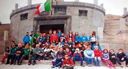 di Pian Camuno, Beata e Vissone, con le loro insegnanti e un gruppo di noi Alpini.