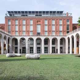 La Triennale di Milano La Triennale di Milano è un istituzione culturale internazionale che produce mostre, convegni ed eventi di arte, design, architettura, moda, cinema, comunicazione e società.