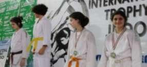 01/02 Vittorio Veneto 26 Trofeo Internazionale Judo Vittorio Veneto MARZO Chiara 13^, Lara 9^, Giorgia 3^, Mattia 3, Bett y 1^ Class.