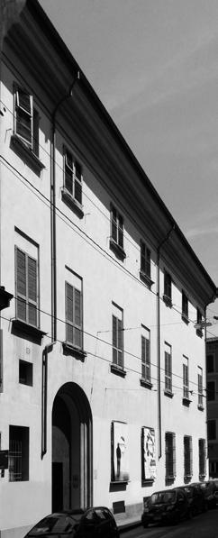 PALAZZO BELLONI All interno della cornice del seicentesco Palazzo Belloni, strategicamente posizionato nel cuore di Bologna tra Piazza Malpighi e Piazza Maggiore, è nato un luogo di produzione di