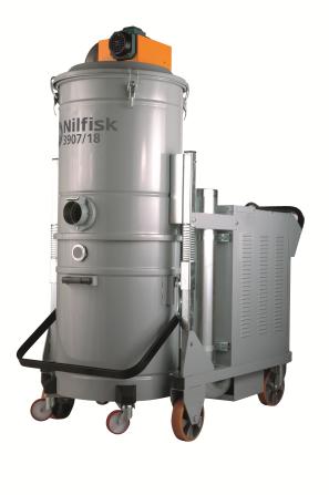 Gli aspiratori Nilfisk-CFM della serie 3907 sono robusti,e potenti pertanto idonei per utilizzi gravosi e continuativi.
