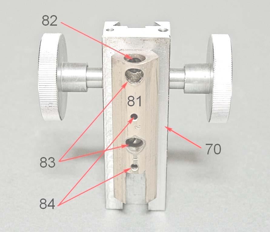 Lo possiamo identificare in base all elemento essenziale: una cremagliera ricurva, un sistema semplice ed efficiente.