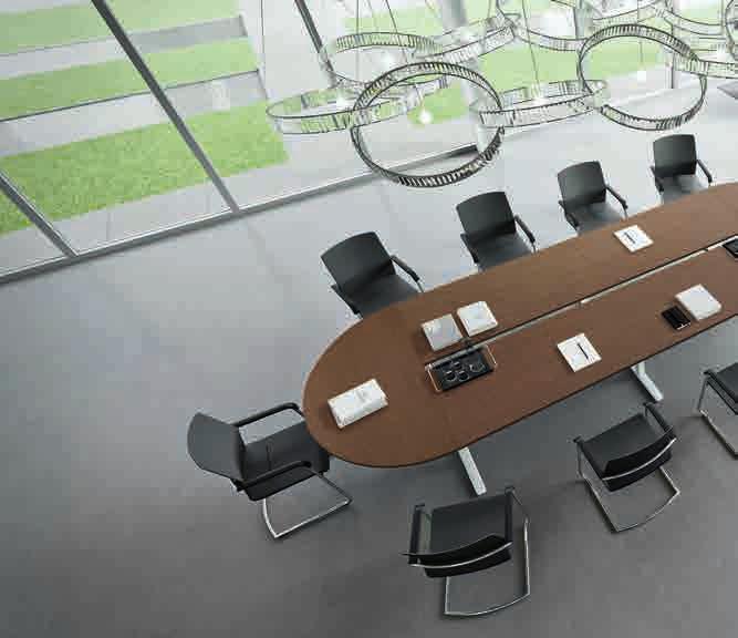 Lo spazio dedicato alle relazioni, allo scambio di idee e alla pianificazione, prevede un grande tavolo con