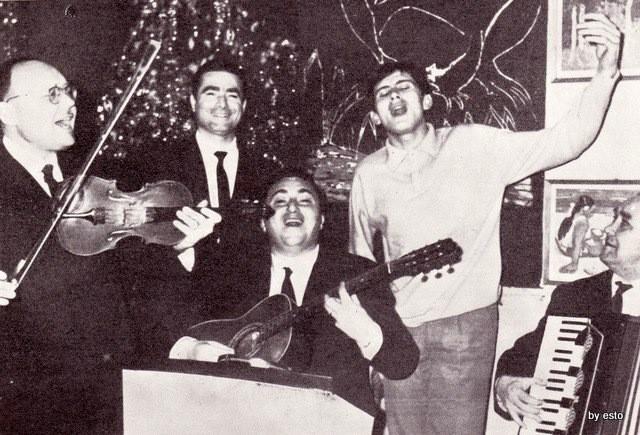 Un giovanissimo Gianni Morandi al Ristorante Umberto negli anni 60 con i due maestri Pino Pica (violino) e Tonino Restano (chitarra). Per l occasione si ritornerà alla Lira ma sarà una sorpresa!